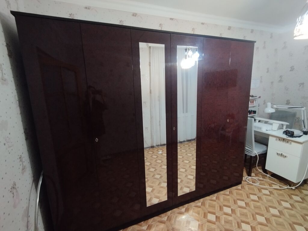 Geniş qarderob şkafı - 6 qapılı, klassik dizayn - Parlaq tünd qəhvəyi — Şkaflar, Digah (2)