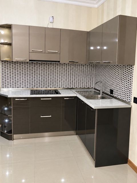 İcarəyə verilir 3 otaqlı yeni tikili 115 m² — Bakı