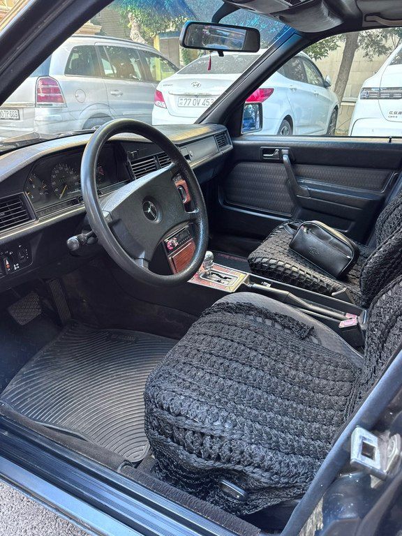 Mercedes 190, 2.0 L, 1991 il, 303 563 km 90-CE-991 — Avtomobillər, Bakı (6)