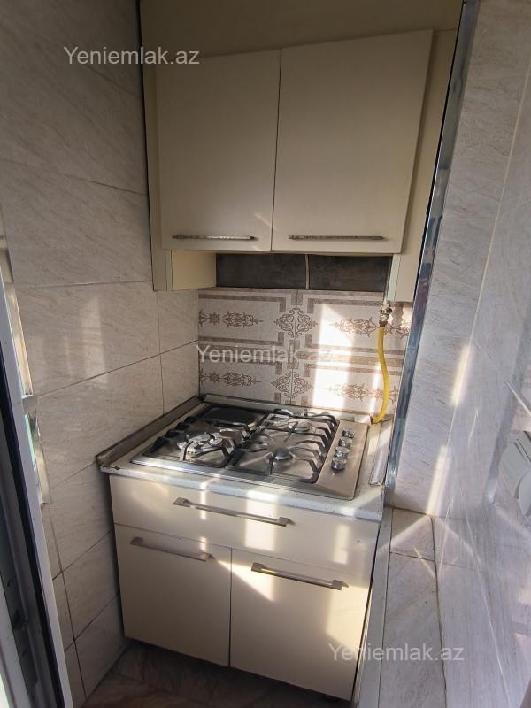 Kirayə 1 otaqlı Bina evi menzil (Köhnə tikili), 29 m², 4-cü mikrorayon — Mənzil, Sumqayıt (8)