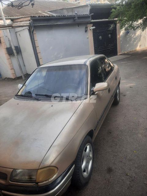 Opel Astra 1.6 L, 1997, 300 000 km — Bakı