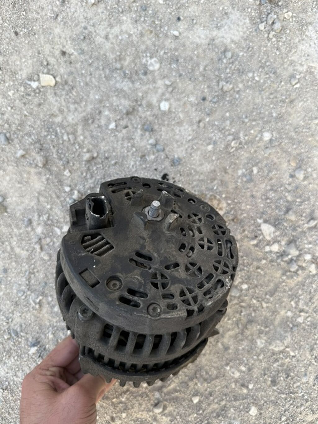 Avtomobil generatoru (alternator) - Tip: Kəmərli kasnaklı 12V — Avtomobil elektrikası, Digah (3)