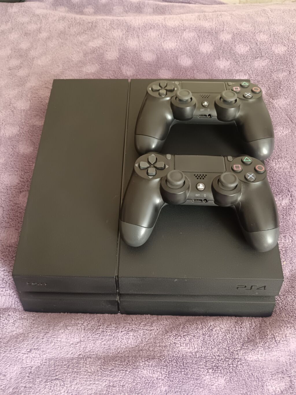 PlayStation 4 (PS4) – tam komplekt - Model: PS4 (orijinal korpus) — Oyun konsolları, Şəmkir