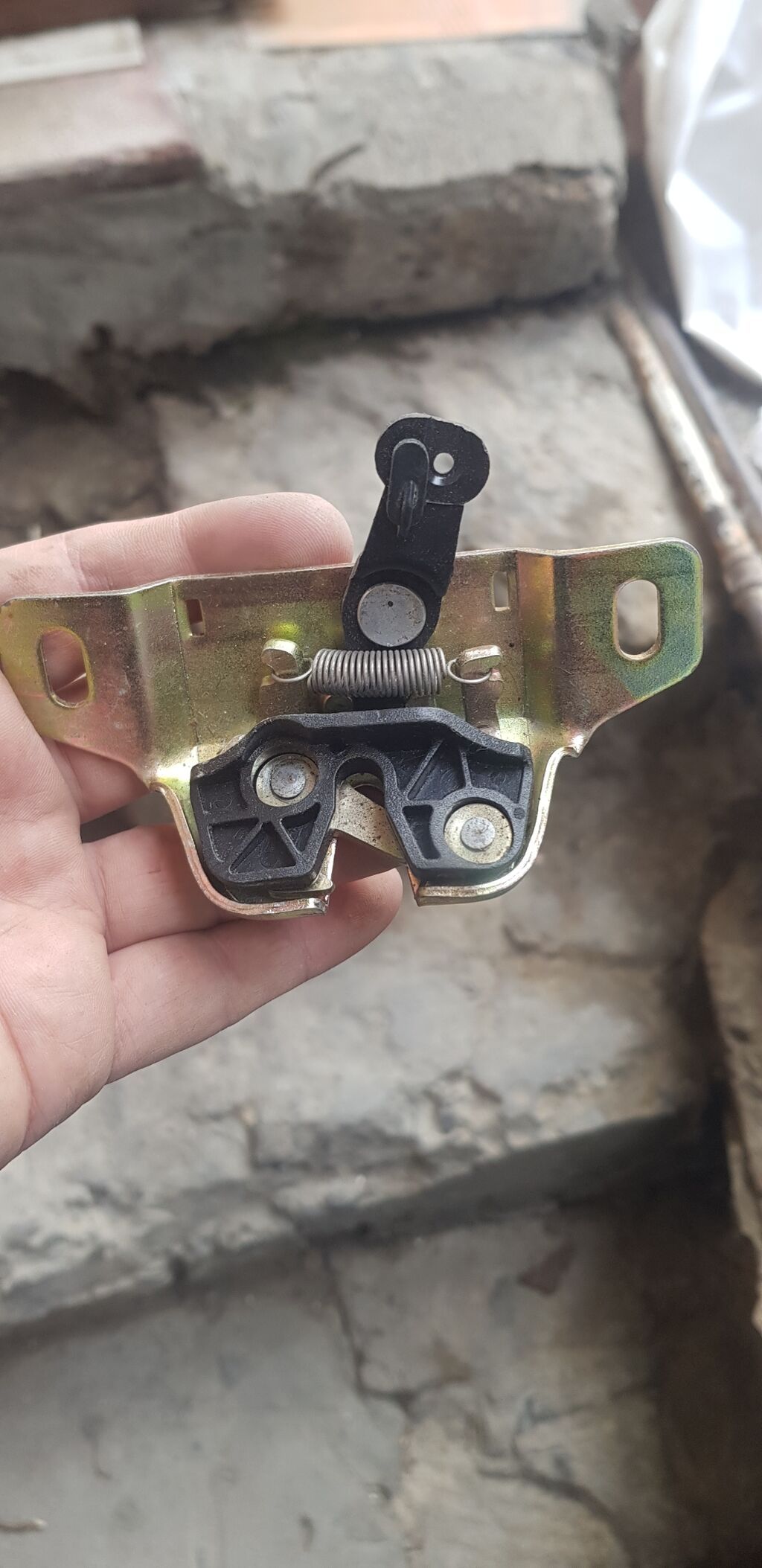 Pejo Avtomobilinin baqaj kilidi (baqaj qapağı üçün mərkəzi qıfıl — Avtomobil elektrikası, Bakı (3)