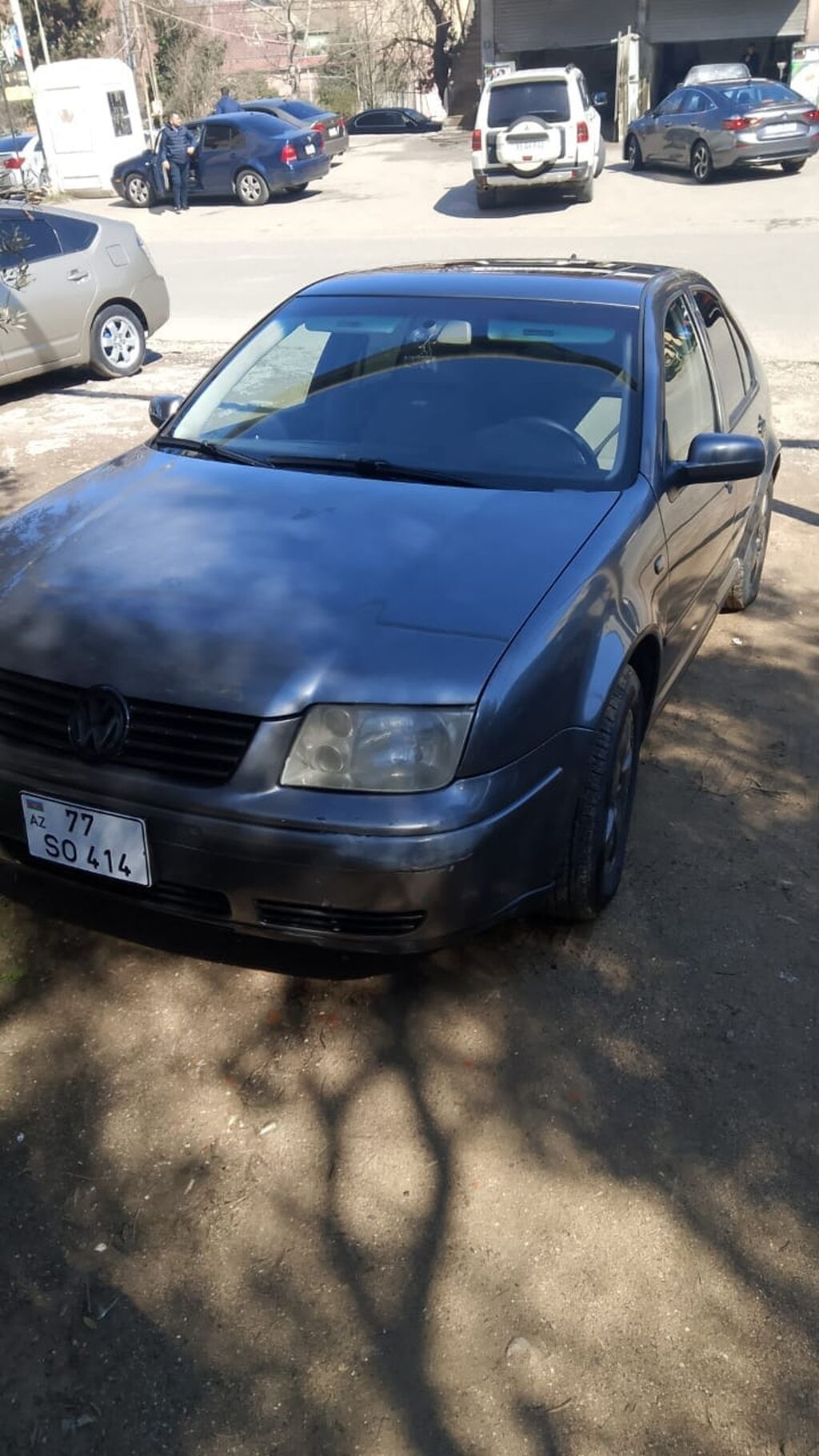 Volkswagen Jetta: 2 l 2004 il Sedan — Avtomobillər, Bakı
