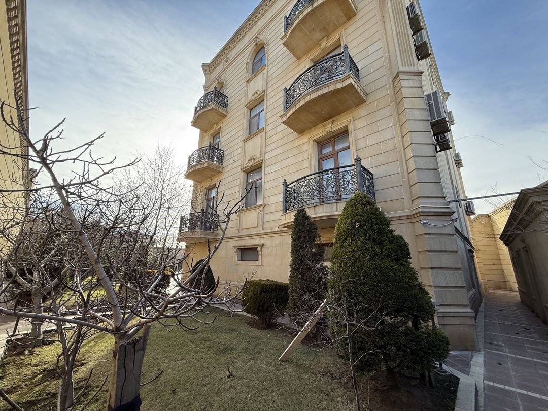 Satılır 11 otaqlı həyət evi/bağ evi 625 m² — Ev, villa, Bakı (2)