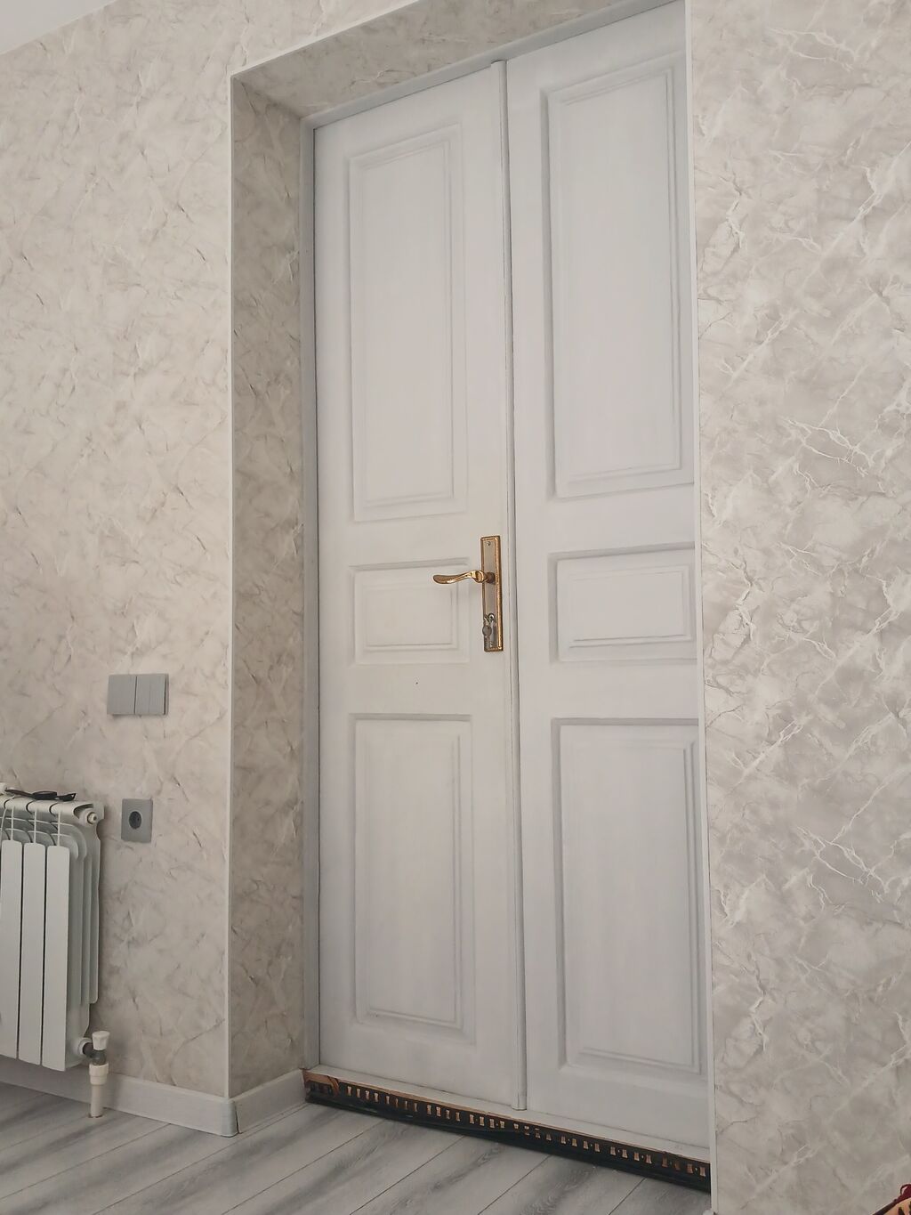 İkiyarpaq daxili qapı – klassik dizayn - Material: taxta əsaslı — Pəncərələr, qapılar, balkonlar, Saatlı