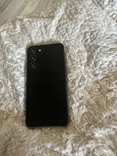 Samsung Galaxy S23 Plus — Bakı