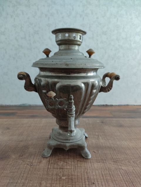 İşlənmiş Elektrik Samovar, 2 l, Ünvandan götürmə — Digah