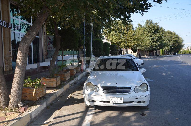 Mercedes C 240 2.6 L, 2001, 250 000 km — Avtomobillər, Ağcabədi (8)