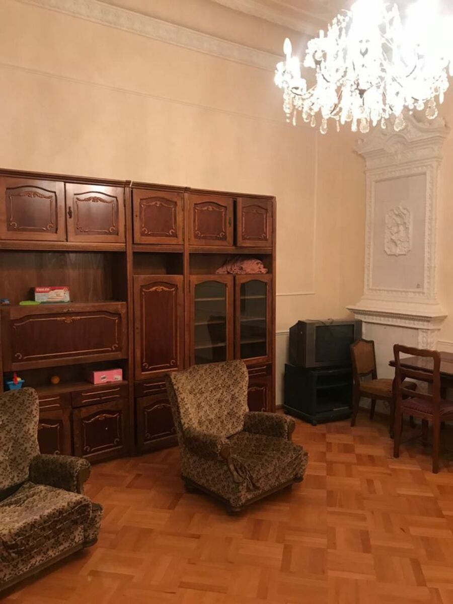 Satılır 3 otaqlı köhnə tikili 105 m² — Mənzil, Bakı (2)