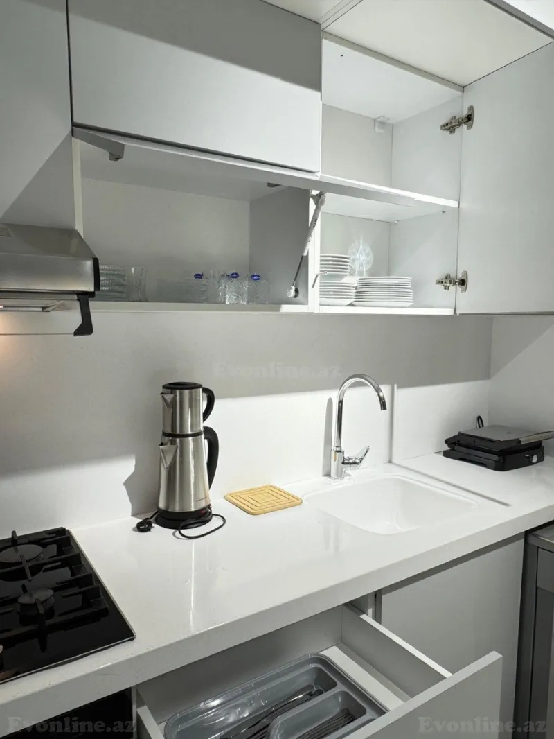 Kirayə verilir 4 otaqlı Mənzil Yeni tikili 172 m² Bakı, Binəqədi r., Avtovağzal m — Mənzil, Bakı (5)