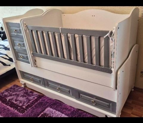 Bewik qiymeti 100man yaxwi veziyyetde matras tuliu var unvan Yasamal — Bakı