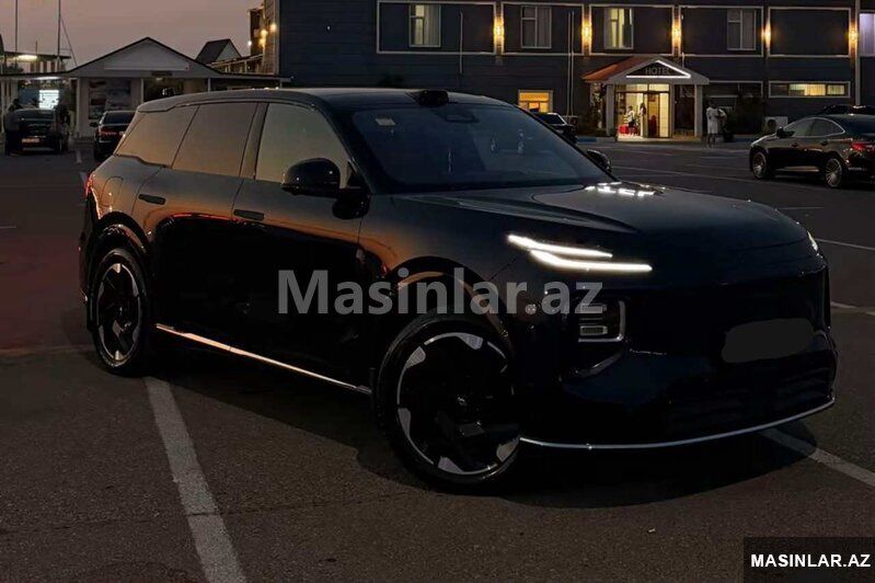 Changan Q07, 2026 il — Minik avtomobili icarəsi, Bakı (4)