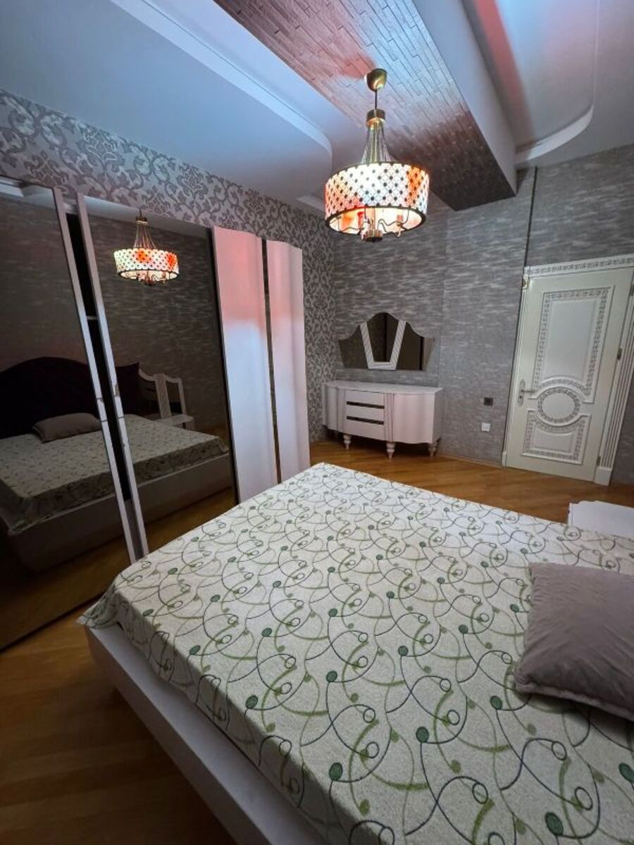 Satılır 5 otaqlı yeni tikili 180 m² — Mənzil, Bakı (9)
