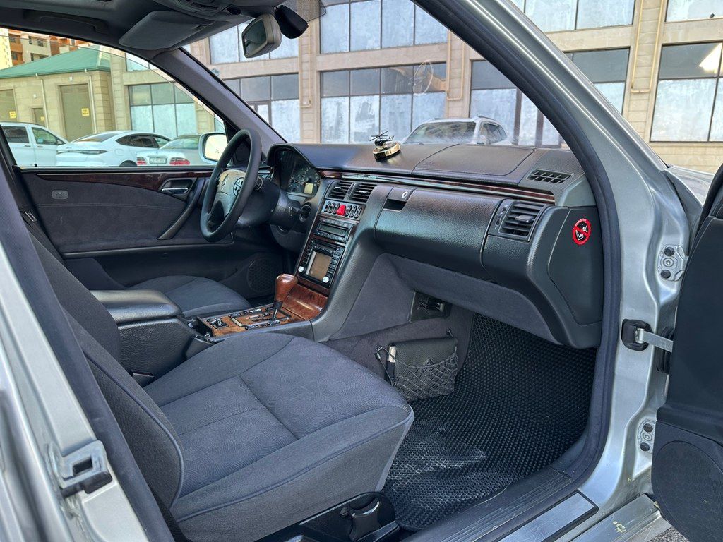 Mercedes E 270, 2.7 L, 1999 il, 400 000 km 99-GP-039 — Avtomobillər, Sumqayıt (8)