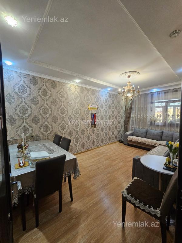 Satılır 3 otaqlı Bina evi menzil (Köhnə tikili), 74 m², 17-ci mikrorayon — Mənzil, Sumqayıt (2)