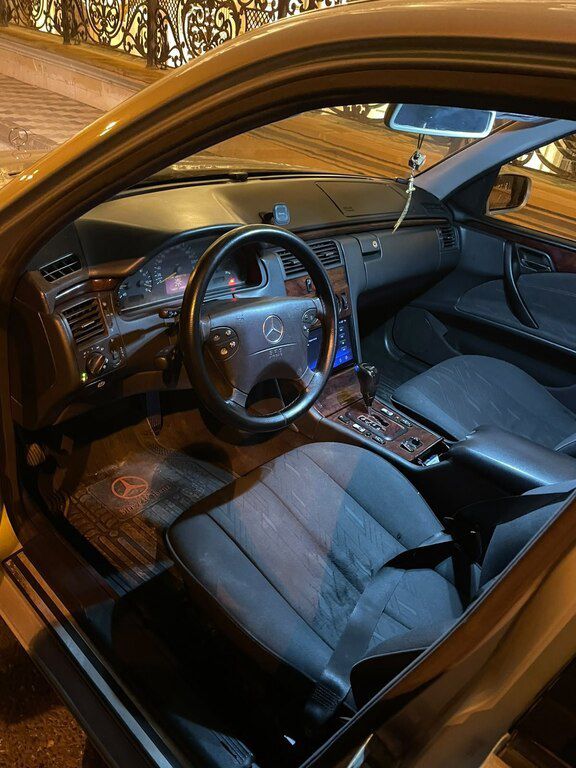 Mercedes E 220, 2.2 L, 2001 il, 563 455 km 99-EP-447 — Avtomobillər, Bakı (5)