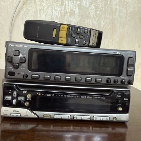 Maqnitolalar "Pioneer və Alpine" — Bakı
