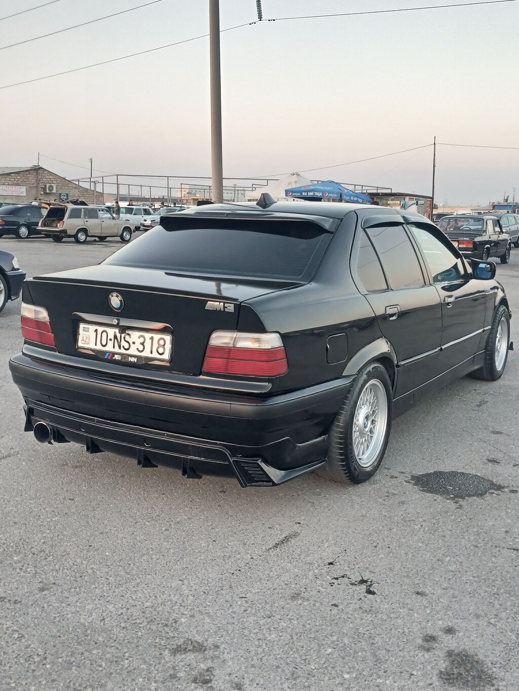 BMW 3 series: 1.8 l 1992 il Sedan 10-NS-318 — Avtomobillər, Digah (4)