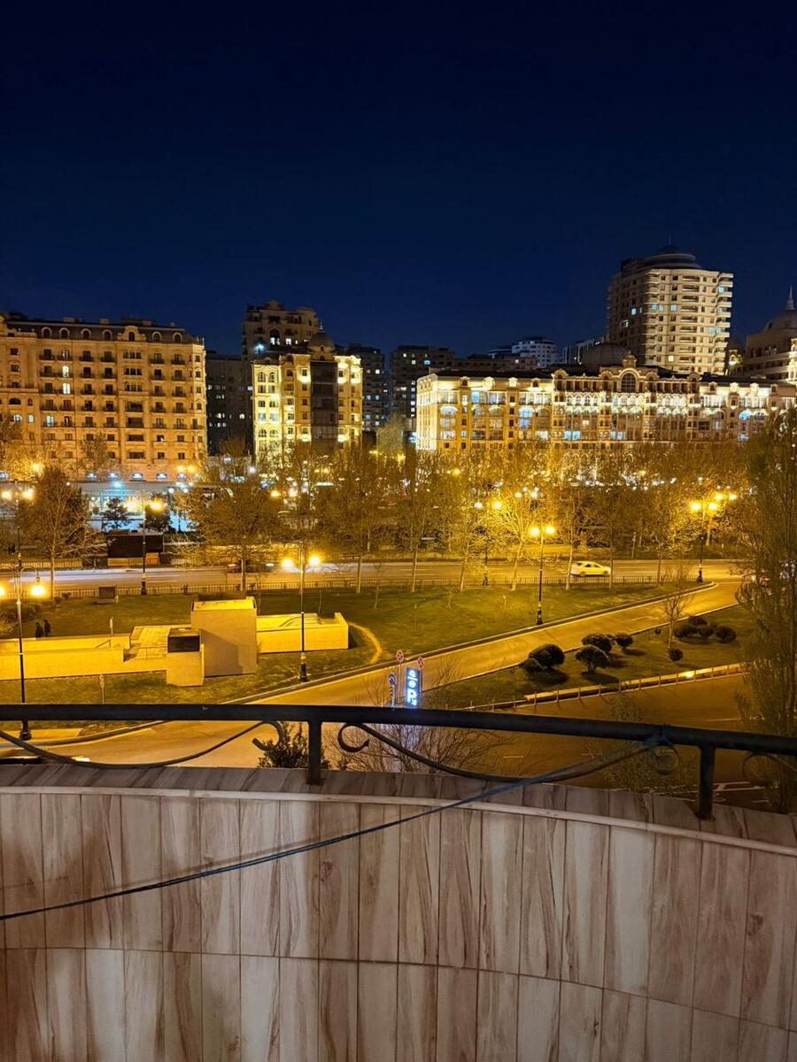 İcarəyə verilir 3 otaqlı yeni tikili 160 m² — Mənzil, Bakı (7)