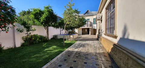Satılır 7 otaqlı həyət evi/bağ evi 340 m² — Bakı