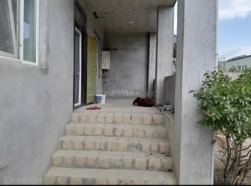 Kirayə verilir 4 otaqlı Həyət evi 130 m² Bakı, Xəzər r., Koroğlu m — Ev, villa, Bakı
