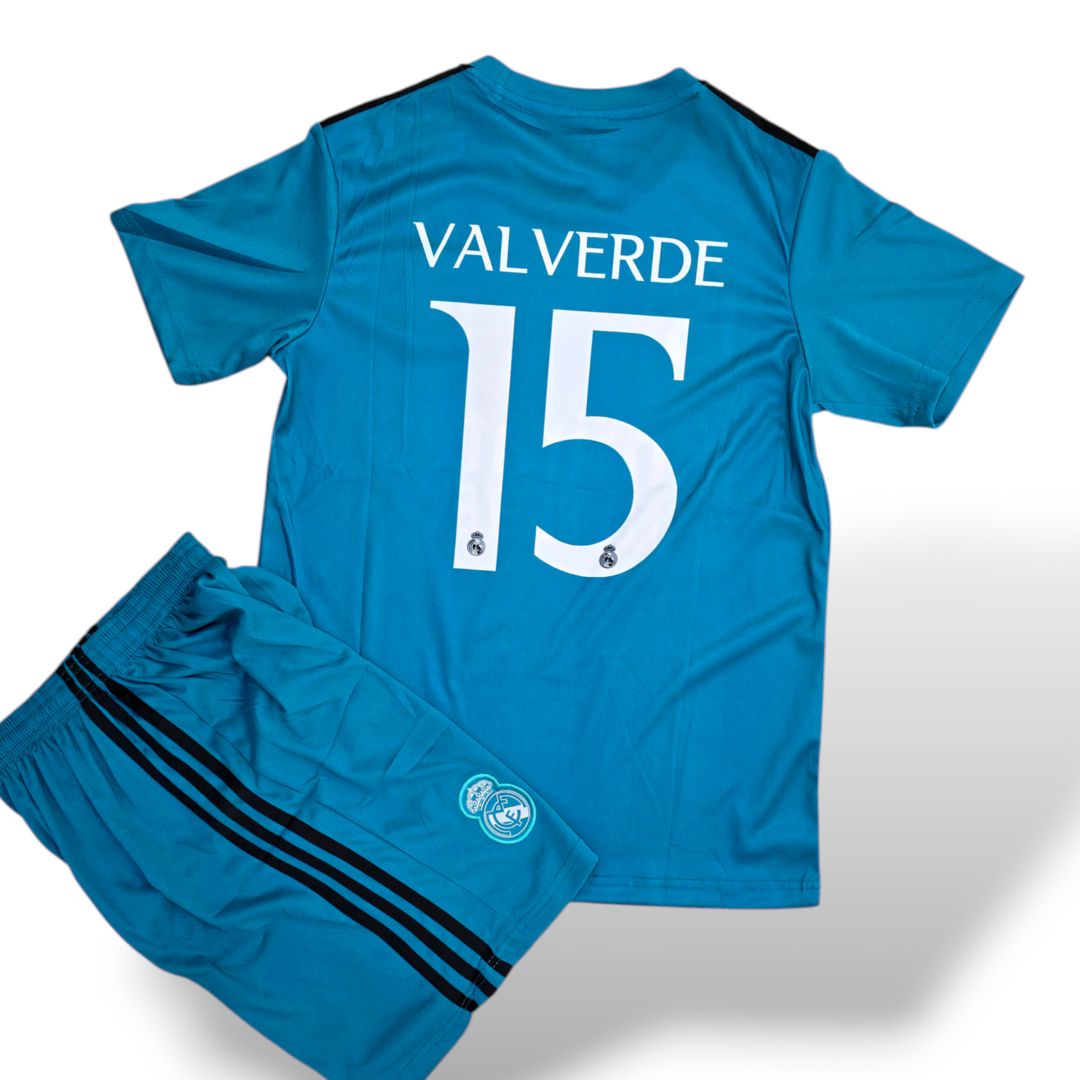 İdman kostyumu azarkeşlər üçün Real Madrid Valverde Retro, ölçü L — Mallar, Bakı (2)