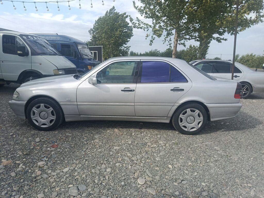 Mercedes C 220, 2.2 L, 1998 il, 390 845 km 99-ES-965 — Avtomobillər, Tərtər (6)