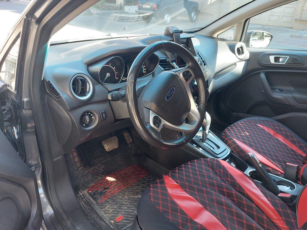 Ford Fiesta, 1.6 L, 2015 il, 104 000 km 99-UZ-240 — Avtomobillər, Bakı (3)