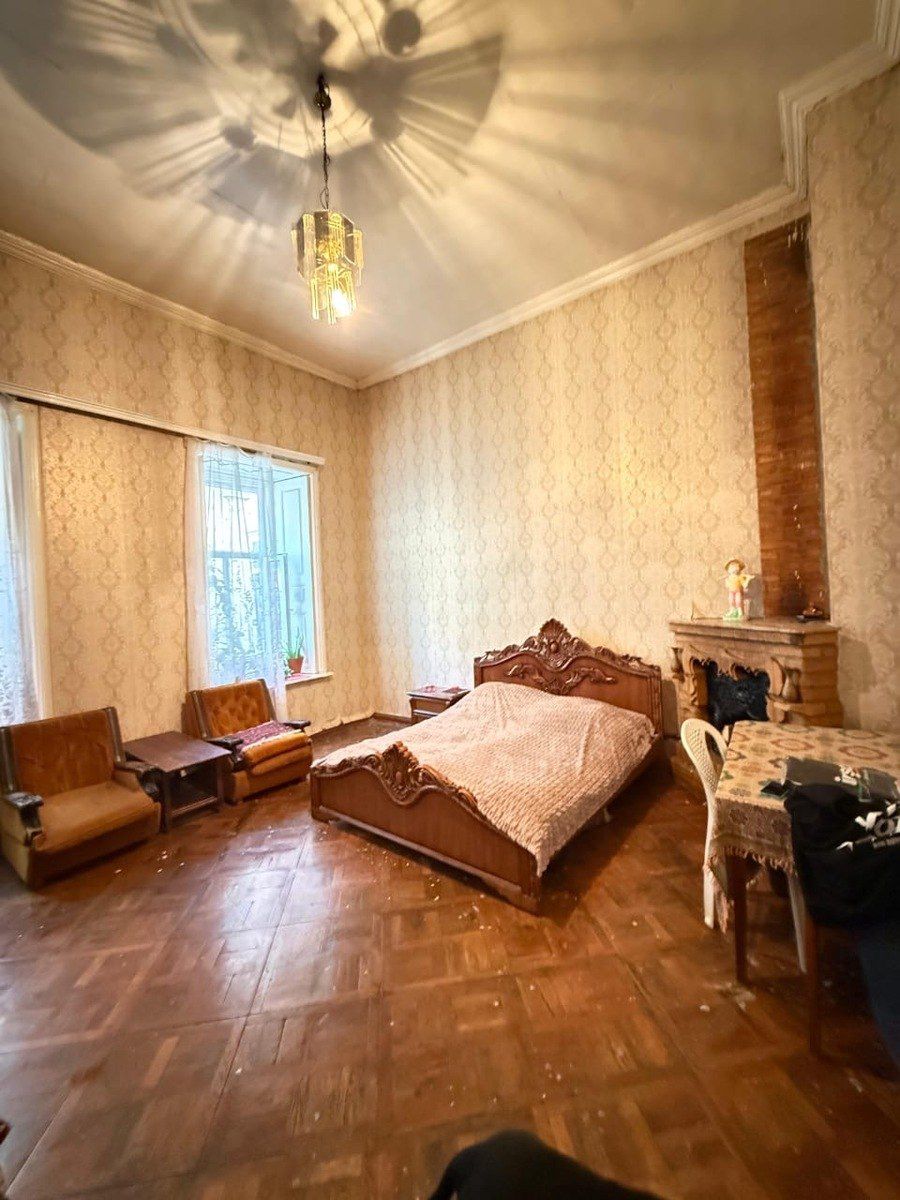 Satılır 2 otaqlı köhnə tikili 70 m² — Mənzil, Bakı (2)