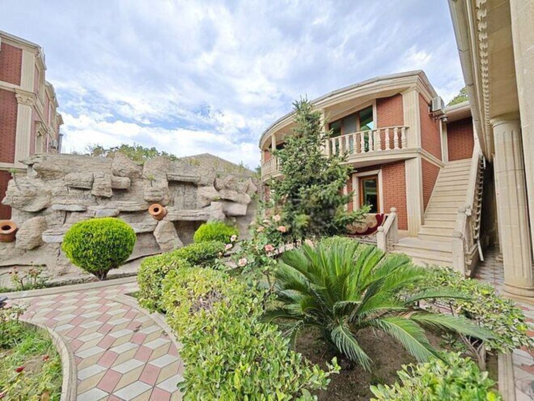 Satılır 6 otaqlı həyət evi/bağ evi 335 m² — Ev, villa, Bakı (6)