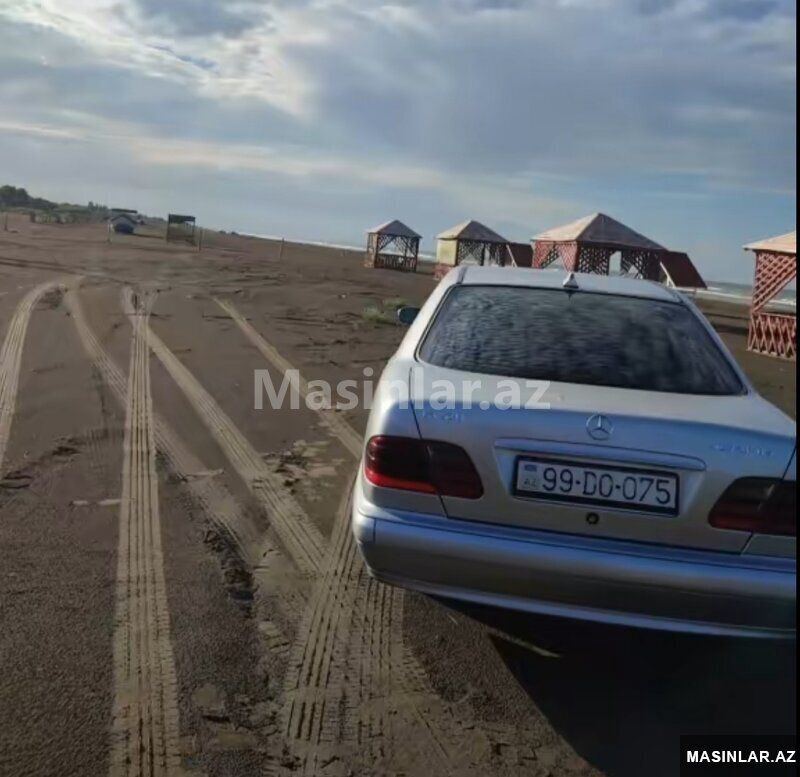 Mercedes W210 E class, 2001 il 99-DO-075 — Avtomobillər, Bakı (4)
