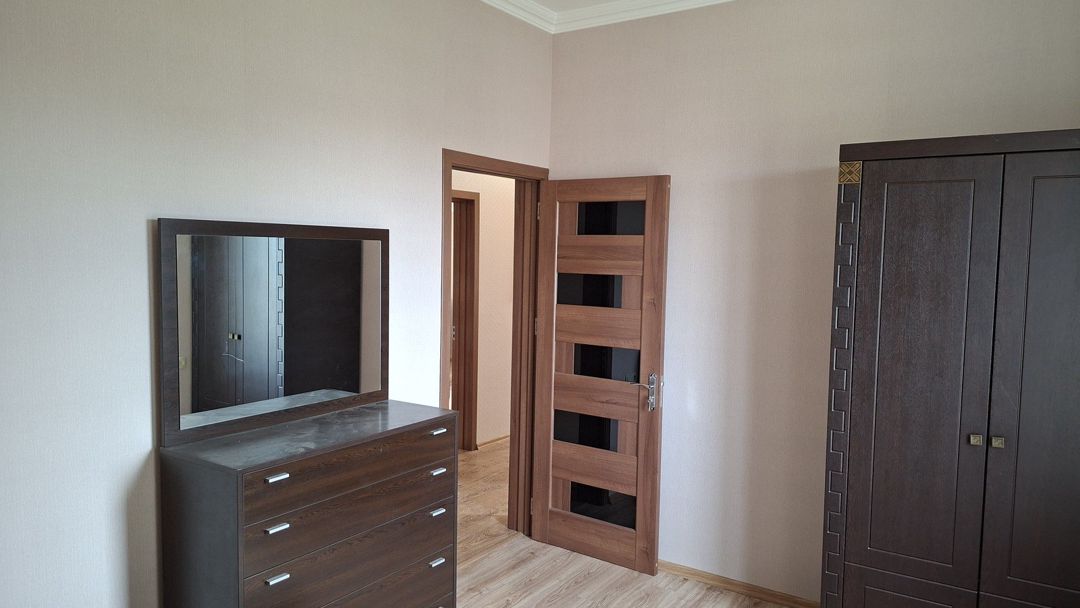 Satılır 6 otaqlı həyət evi/bağ evi 200 m² — Ev, villa, Bakı (8)
