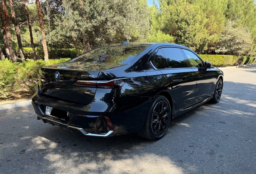BMW i7, 105.7 kWh, 2023 il, 32 000 km — Avtomobillər, Bakı (5)