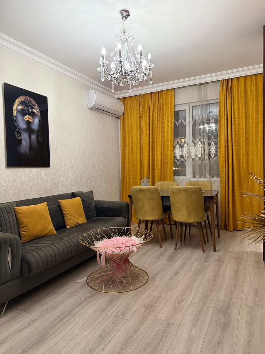 Satılır 2 otaqlı köhnə tikili 75 m² — Mənzil, Bakı (2)