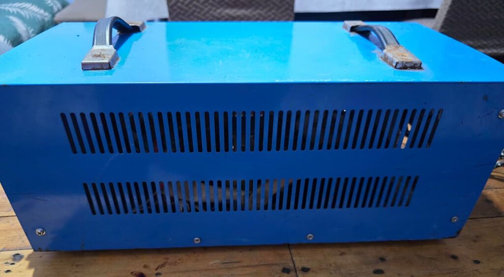 Aklıght servo-motor idarəetməli tam avtomatik AC gərginlik — Gərginlik stabilizatoru, Bakı (3)