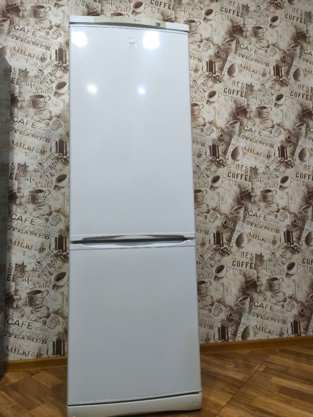 İşlənmiş 2 qapılı Indesit Soyuducu Satılır, rəng - Ağ — Soyuducular, Bakı (3)
