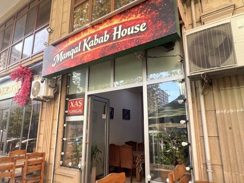 Ofisiant tələb olunur, Kafe, Gündəlik ödəniş, 1-2 illik təcrübə — Bakı