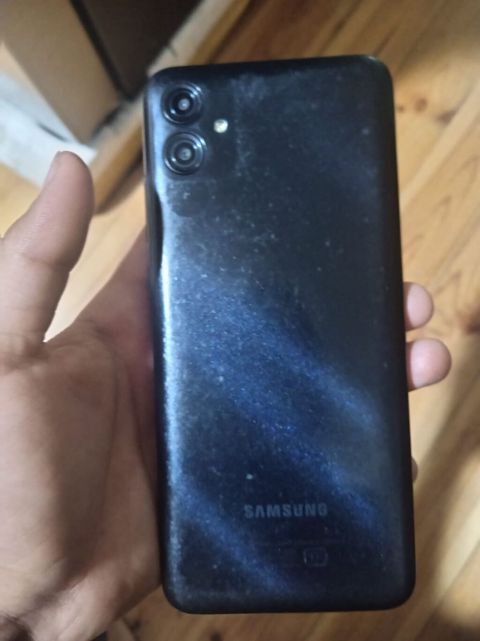 Samsung Galaxy A04e, 64 GB, rəng - Qara — Oğuz