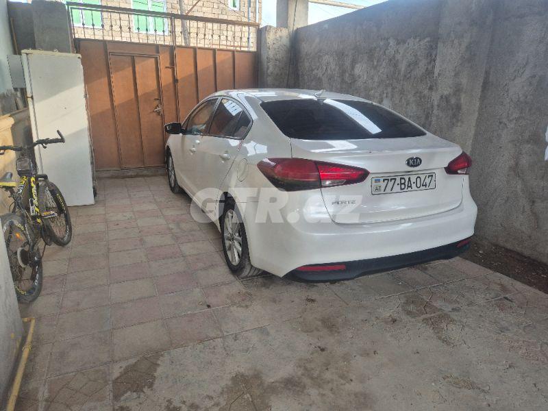 Kia Forte 2.0 L, 2017, 117 000 mil 77-BA-047 — Avtomobillər, Bakı