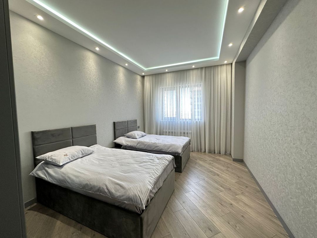 İcarəyə verilir 3 otaqlı yeni tikili 157 m² — Mənzil, Bakı (11)