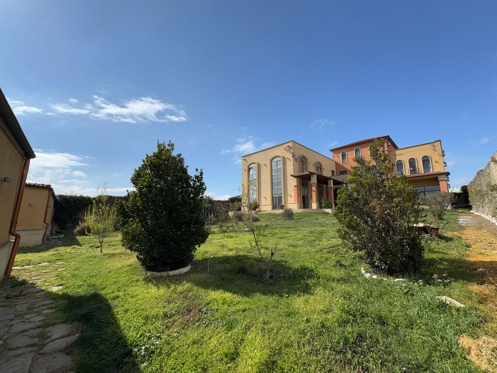 Satılır 20 otaqlı həyət evi/bağ evi 1500 m² — Ev, villa, Bakı (3)