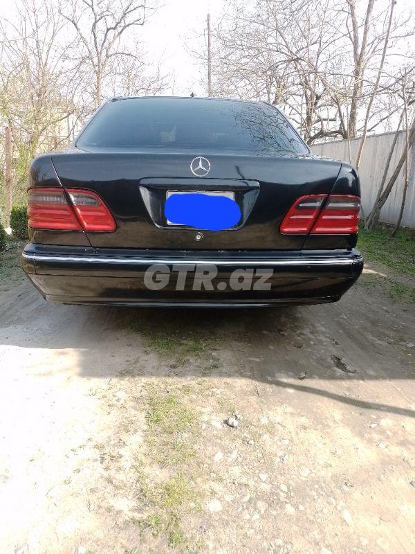Mercedes E 320 3.2 L, 1999, 423 689 km — Avtomobillər, Balakən (4)
