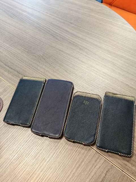 Təbii dəri telefon arxarıqları — Bakı