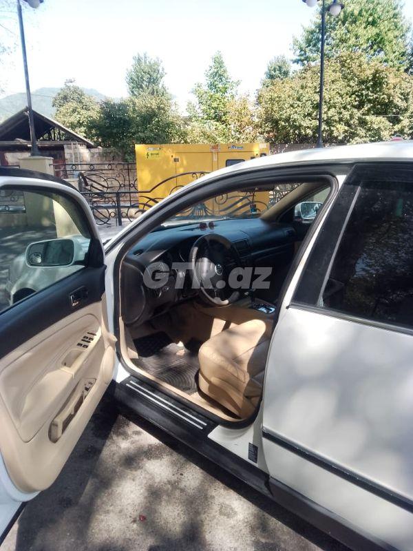Volkswagen Passat 1.8 L, 2004, 329 000 km — Avtomobillər, İsmayıllı (8)