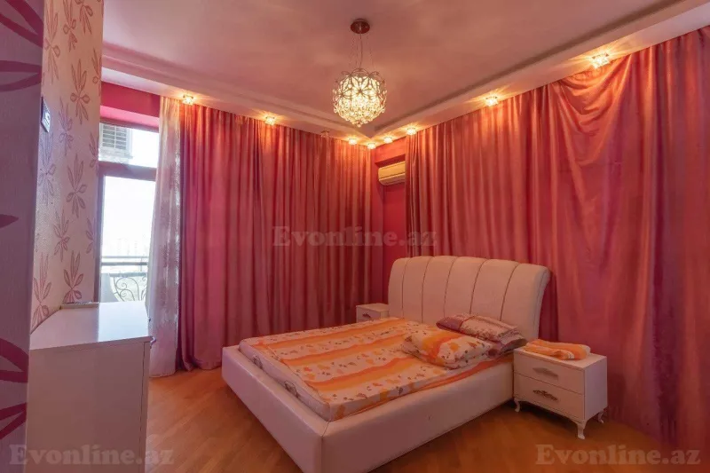 Kirayə verilir 3 otaqlı Mənzil Yeni tikili 135 m² Bakı, Yasamal r., 20 Yanvar m — Mənzil, Bakı (6)