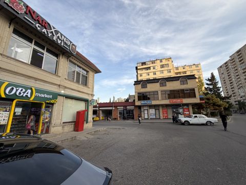 Satılır 2 otaqlı köhnə tikili 40 m² — Bakı