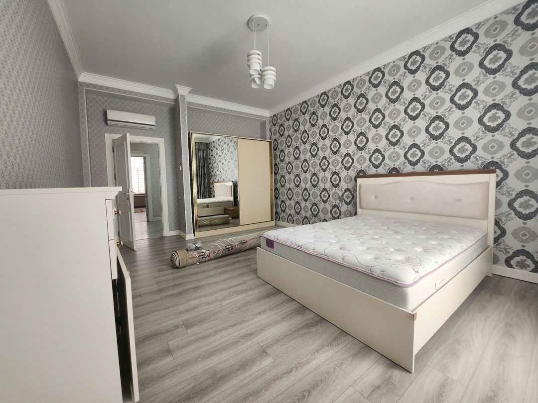 İcarəyə verilir 4 otaqlı yeni tikili 200 m² — Mənzil, Bakı (11)