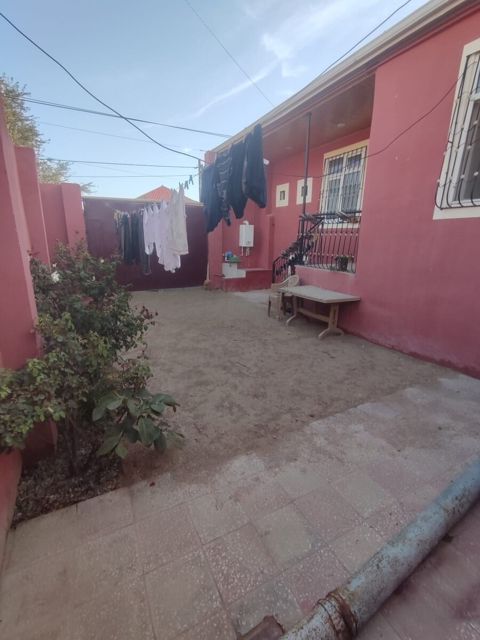 Həyət evi, Suraxanı r — Bakı